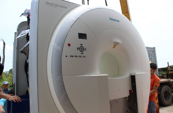 Máy MRI đã về đến Bệnh viện Tâm Trí Đồng Tháp